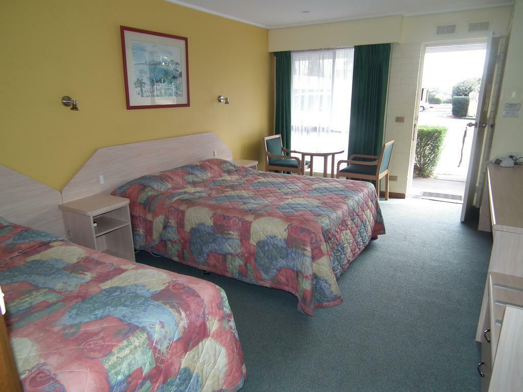 Burwood East Motel Extérieur photo